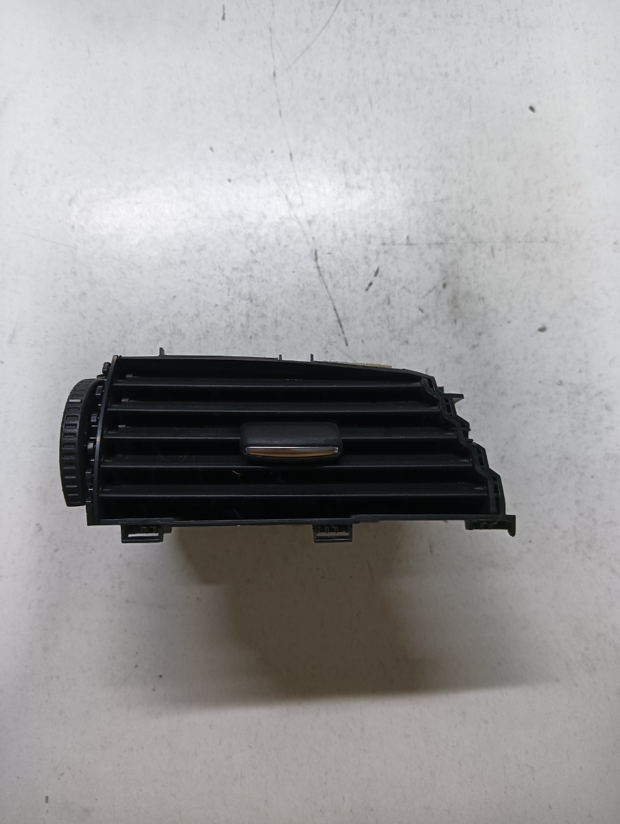 Guri ventilatie stanga fata MAZDA 6 GH 2007 - 2013 Ghr16491x