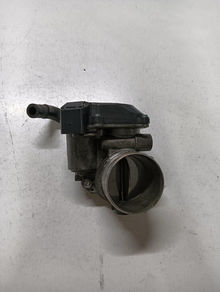 Clapeta acceleratie VW (SVW) PASSAT B8 2016 - > 03n128063b
