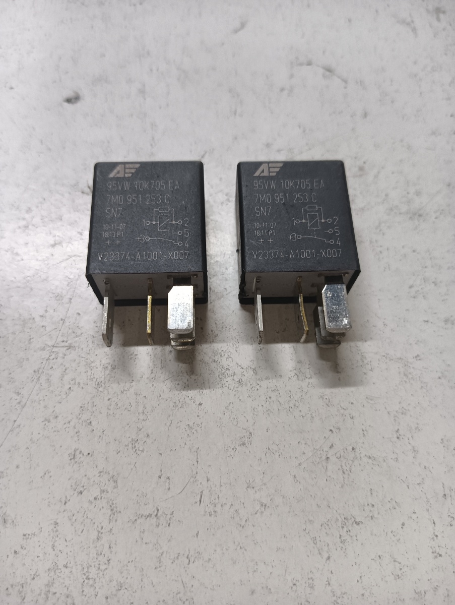 Releu AUDI Q5 8RB 2008 - > 7m0951253c – foto 2