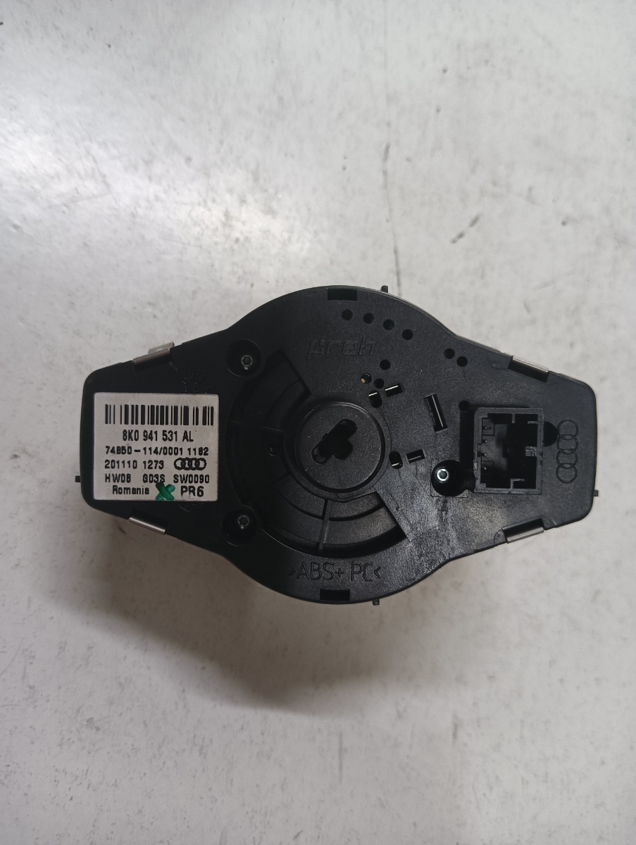 Bloc lumini AUDI Q5 8RB 2008 - > 8k0941531al – foto 2