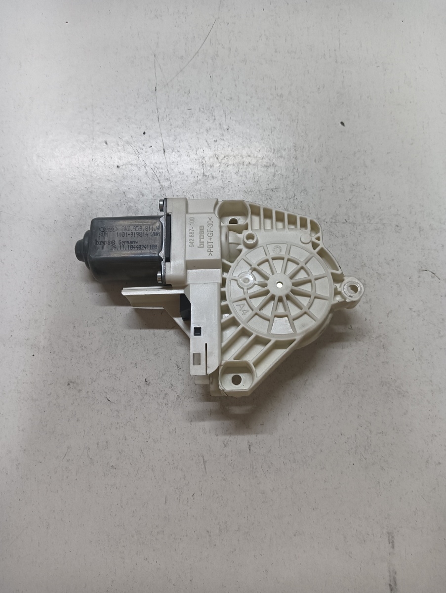 Motoras geam pivotant stanga spate AUDI Q5 8RB 2008 - > 8k0959811a