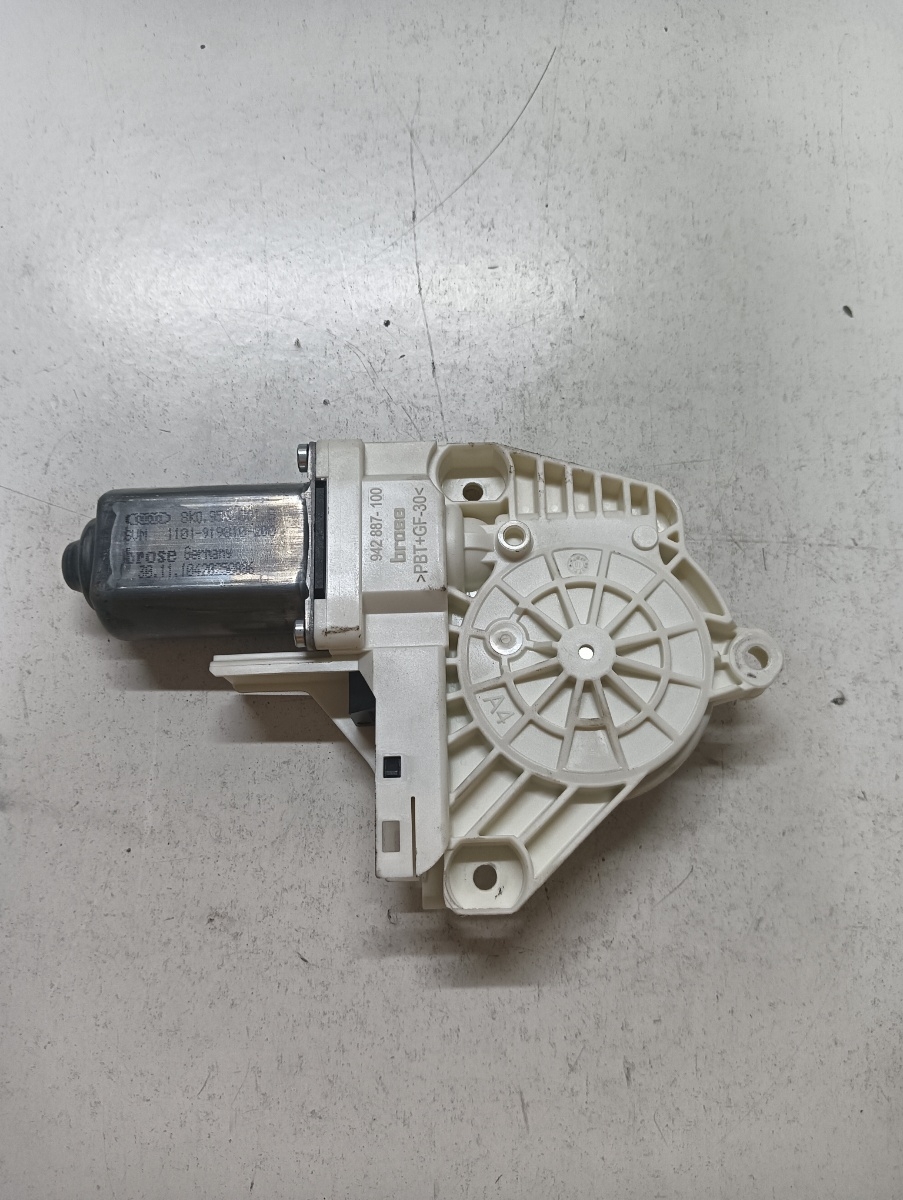 Motoras geam pivotant stanga fata AUDI Q5 8RB 2008 - > 8k0958801b