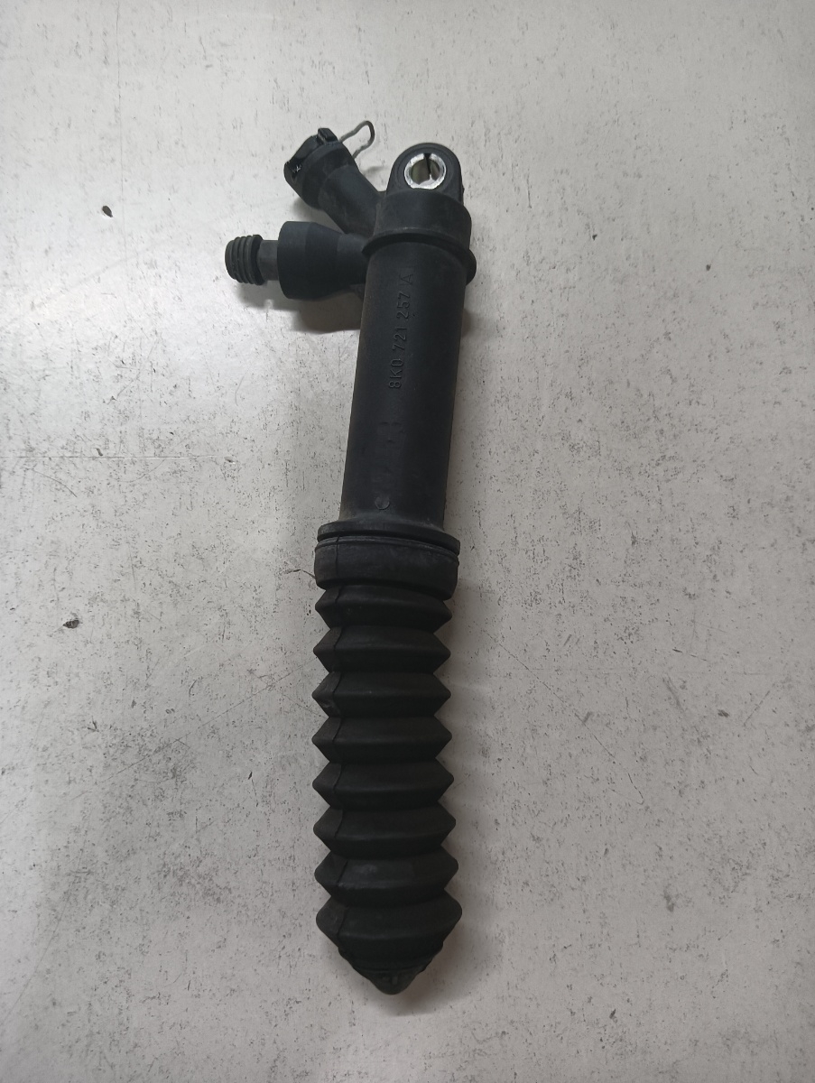Pompa ambreiaj AUDI A5/S5 8T3 2007 - 2017 2.0 TDI quattro CAHA 8k0721257