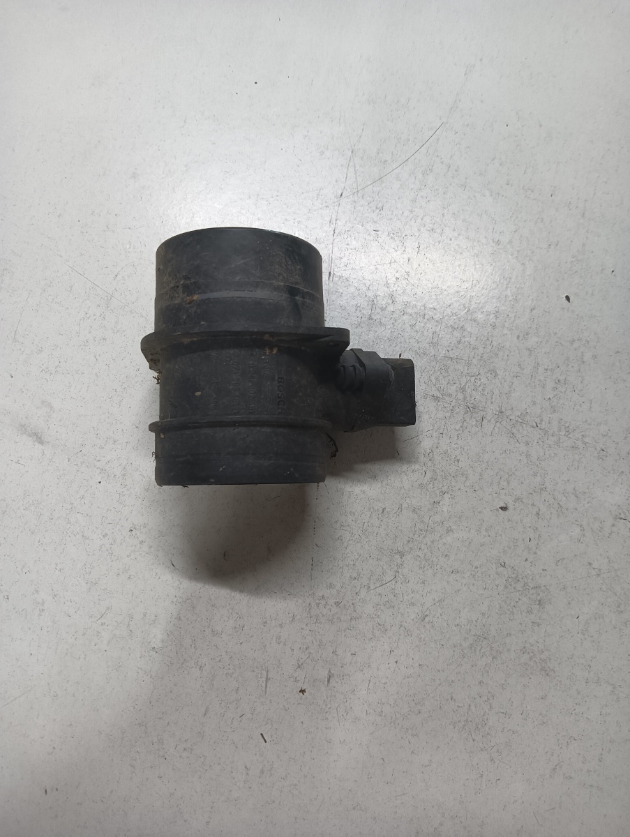 Debitmetru aer  VOLKSWAGEN PASSAT 3C2 2005 - 2010 2.0 TDI 16V 4motion BKP, CBAB