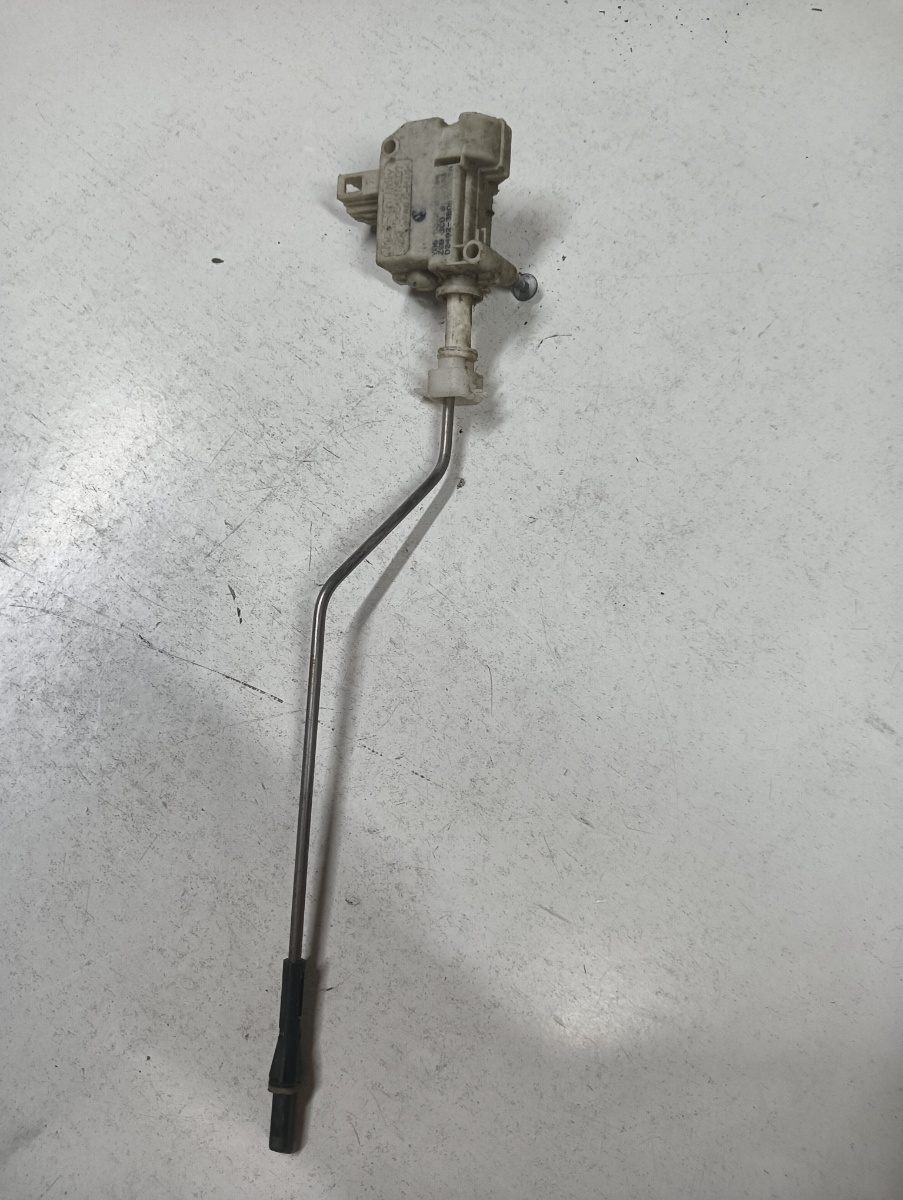 Motoras rezervor  VOLKSWAGEN PASSAT 3C2 2005 - 2010