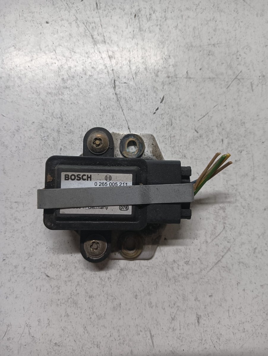 Senzor ESP de viteza la viraje PEUGEOT 607 9D, 9U 2000 - > 2.2 HDi 4HT (DW12BTED4) 0265005211