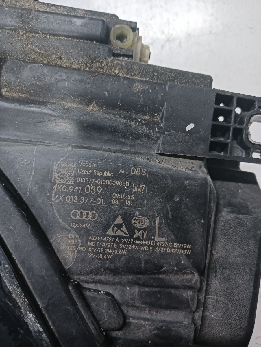 Far stanga fata AUDI A6 C8, 4A2 2018 - > 2.0 40 TDI Mild Hybrid DFBA 4k0941039 – foto 2
