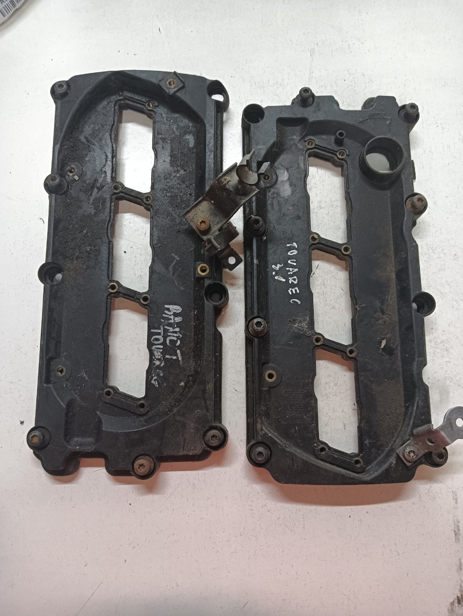 Capac culbutori VOLKSWAGEN TOUAREG 7LA, 7L6, 7L7 2002 - 2013 3.0 V6 TDI CASA, CASC