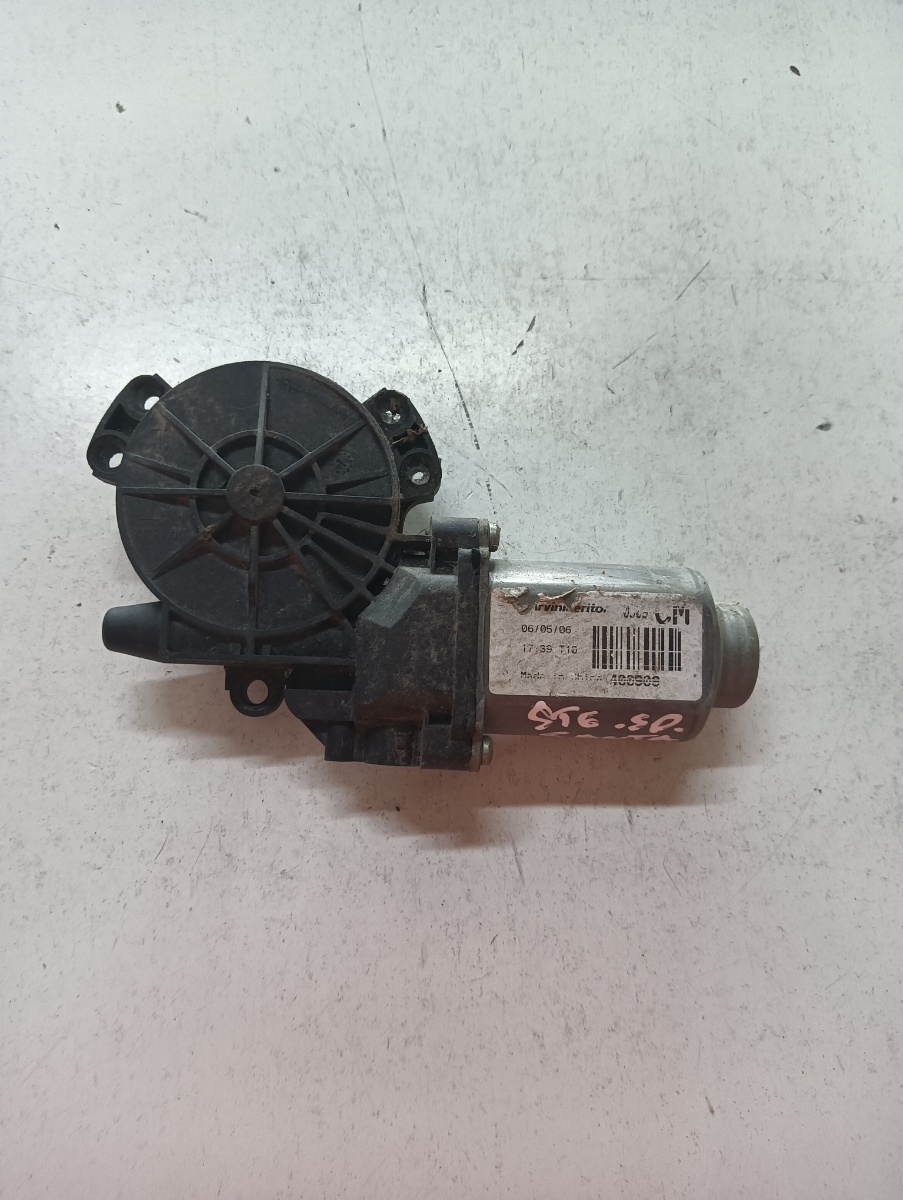 Motoras geam pivotant stanga spate HYUNDAI SANTA FE II CM 2005 - 2012