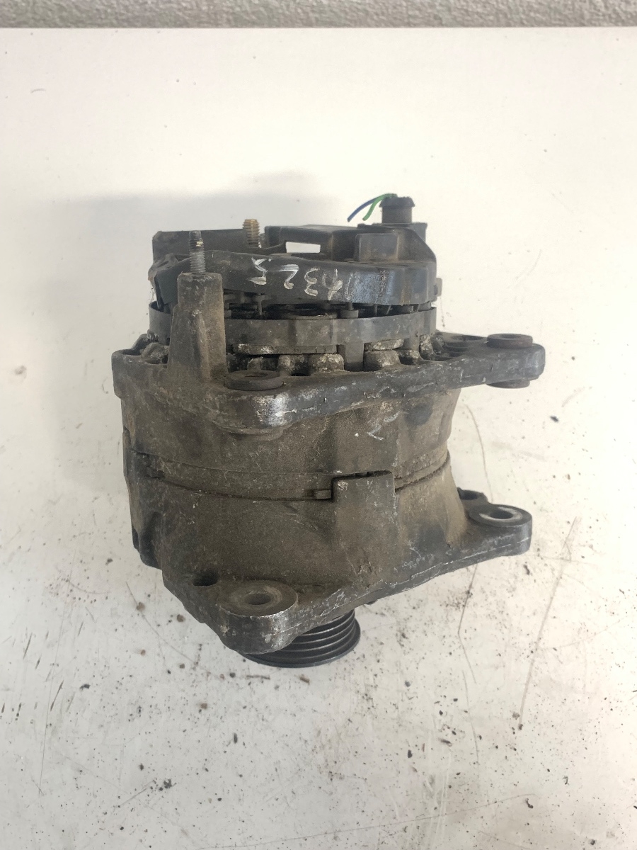 Alternator 14V 90A 1.7SDI VOLKSWAGEN POLO 6N2 1999 - 2001 AKU OEM 038903025A – foto 4