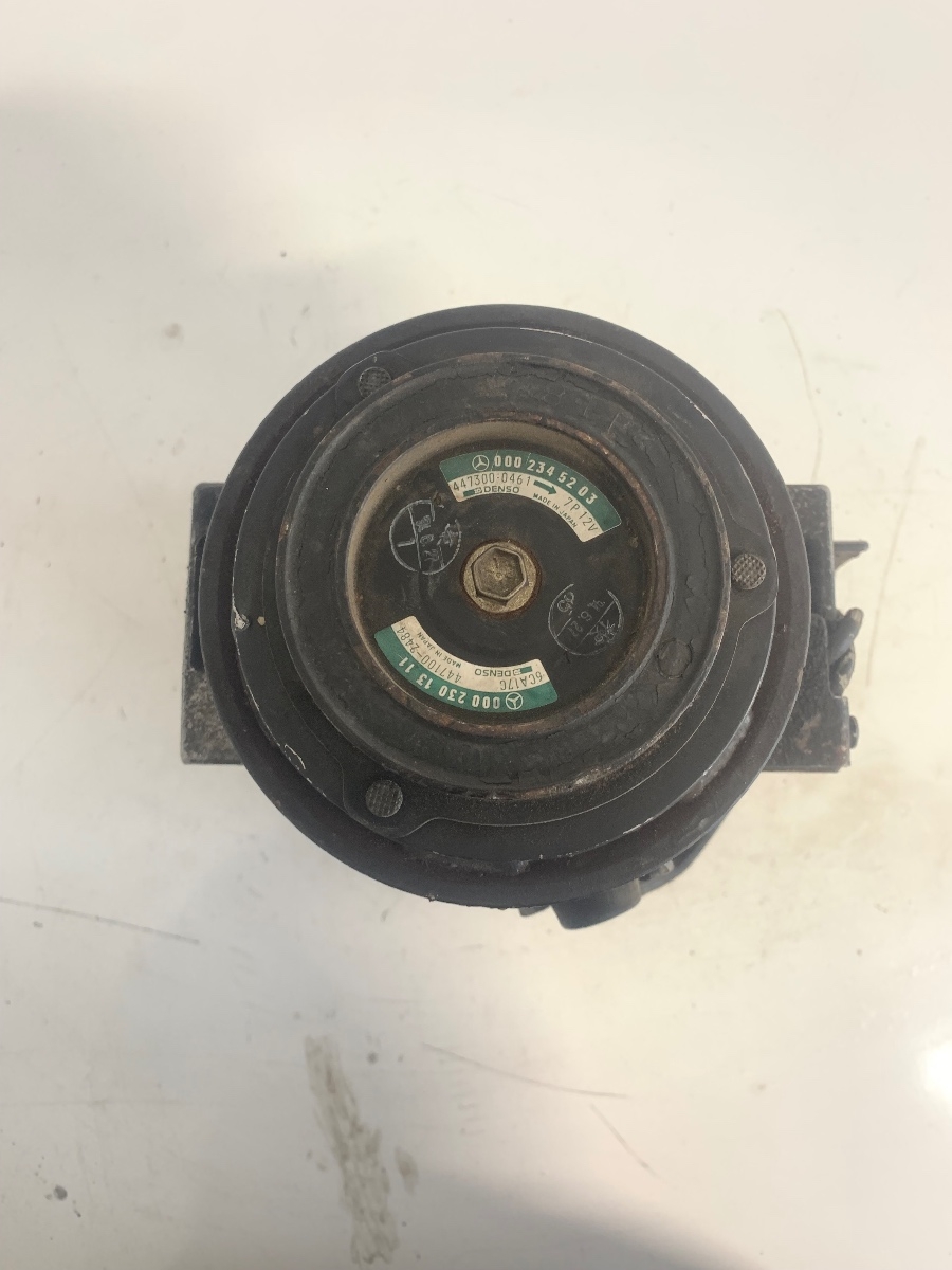 Compresor  AC 2.2D MERCEDES-BENZ C-CLASS W202 1993 - 2000 OEM 0002345203 / 0002340711 / 0002301311 – foto 2
