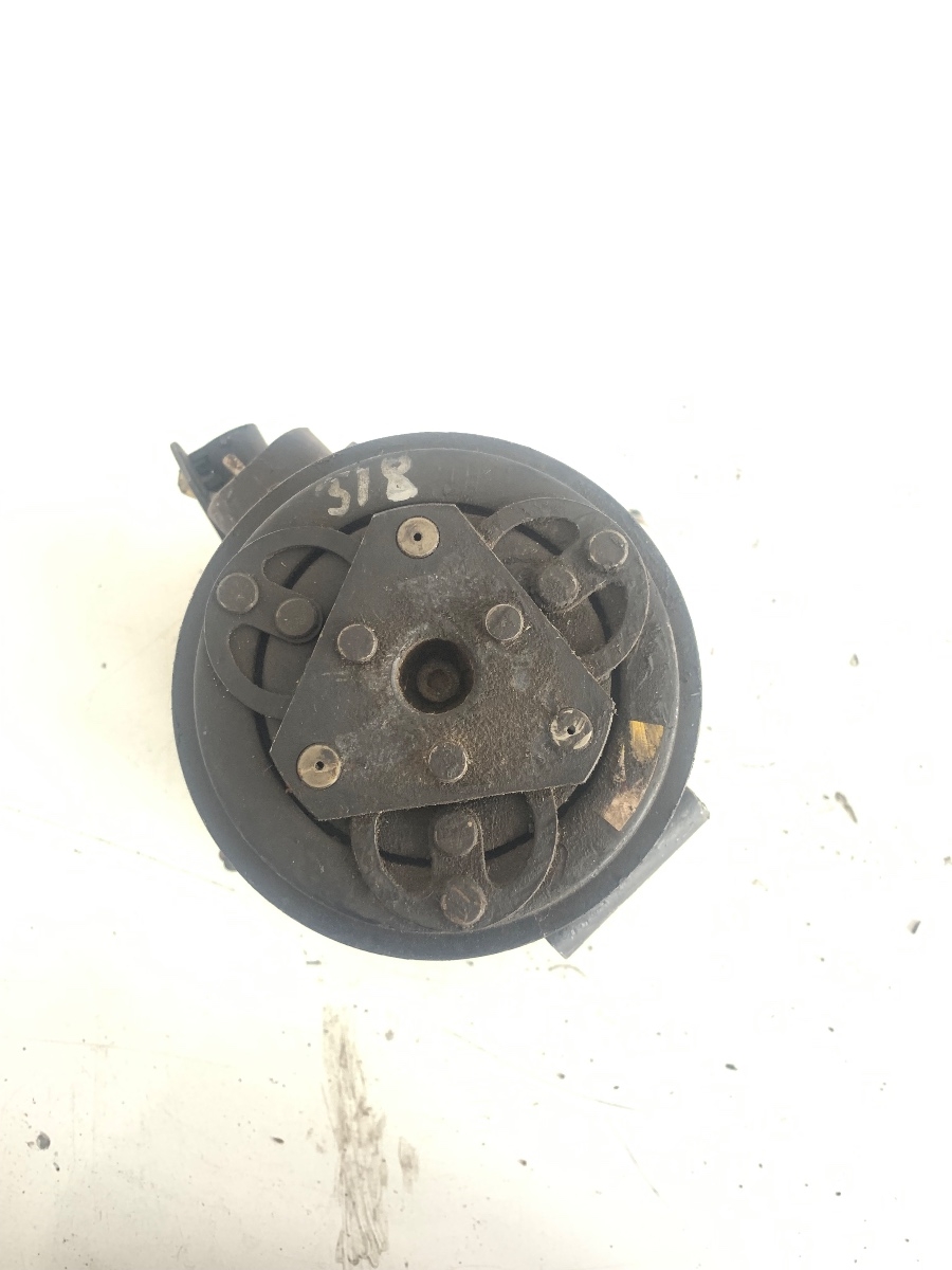 Compresor  AC 1.8i BMW 3 III  E36 1990 - 1998 OEM 64528390339 / 9105242568 – foto 3