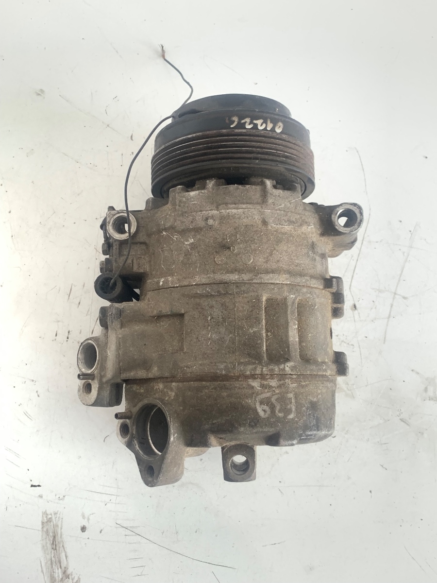 Compresor  AC 3.0D BMW 5 E39 1995 - 2003  OEM 447220 / 447170 5940 / 6452 8386451 – foto 3