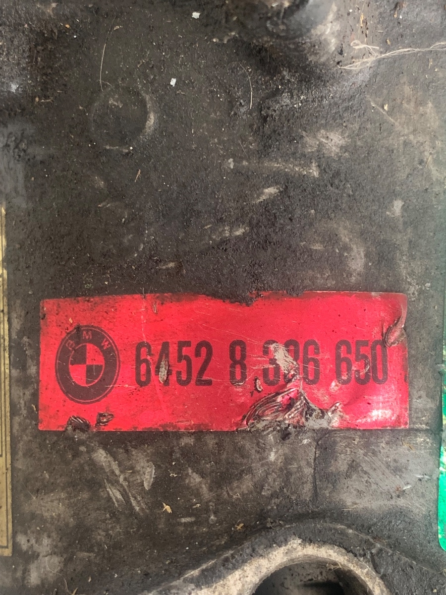 Compresor  AC 2.0D BMW 3 IV E46 1998 - 2005 OEM 64528386650 – foto 3