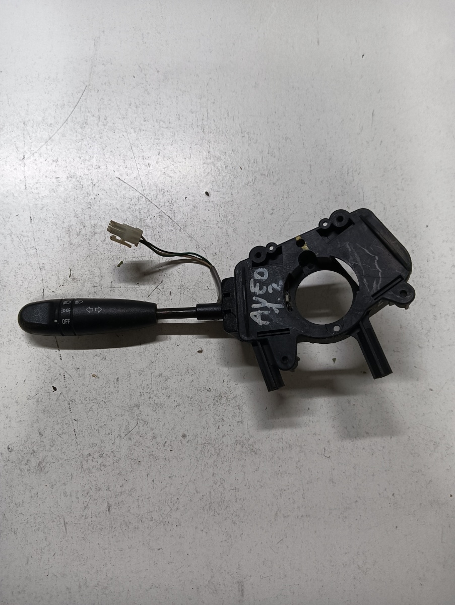 Maneta indicatoare de semnalizare CHEVROLET AVEO Hatchback T250, T255 2006 - >