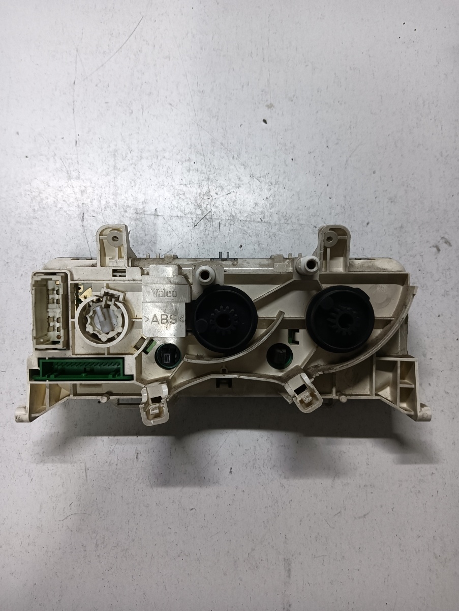 Climatizarea  RENAULT CLIO II BB0/1/2_, CB0/1/2_ 1998 - > 8200147157 – foto 2