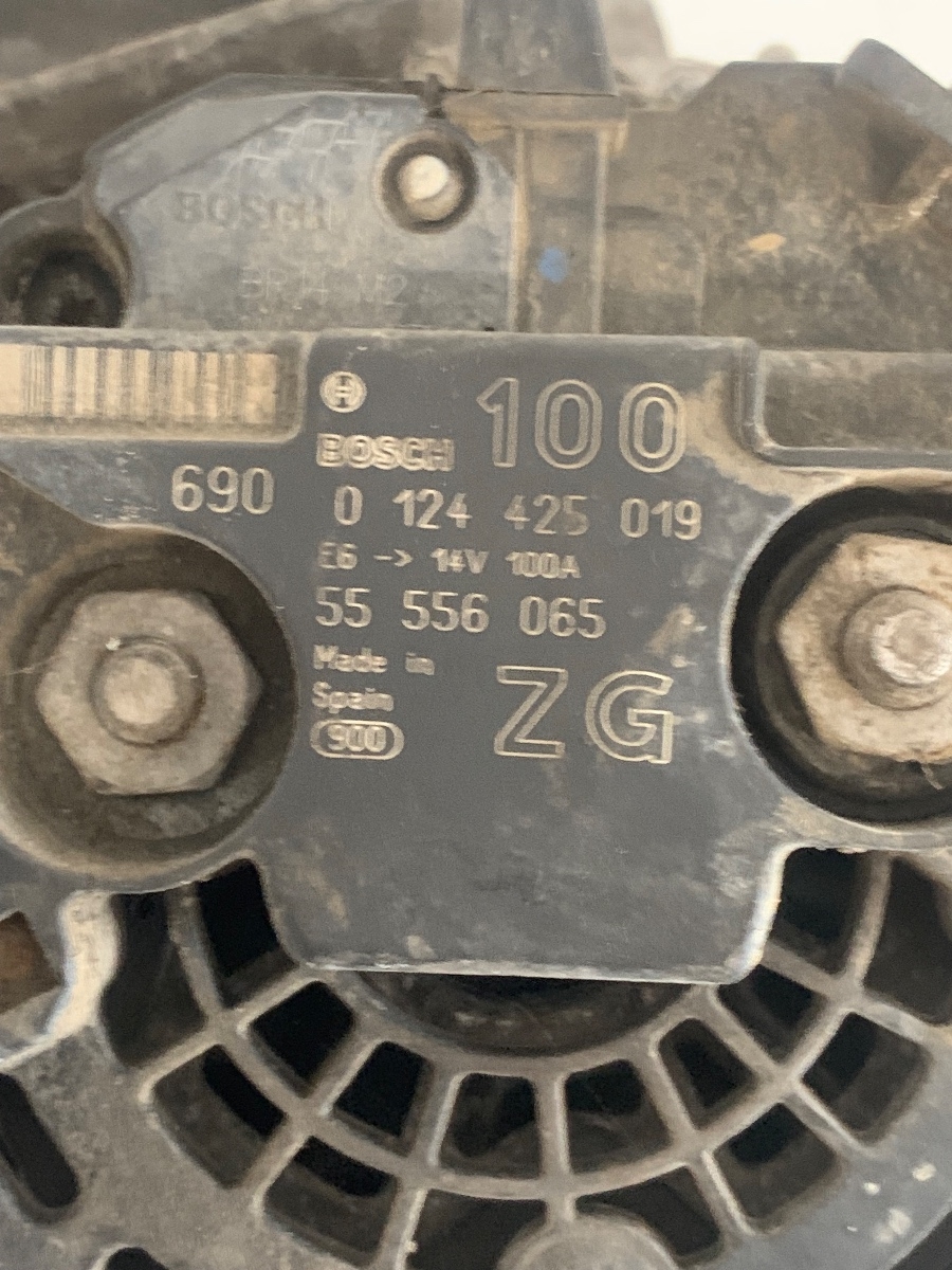 Alternator OPEL VECTRA C Z02 2002 - 2009 2.2BENZINA OEM 0124425019 – foto 4