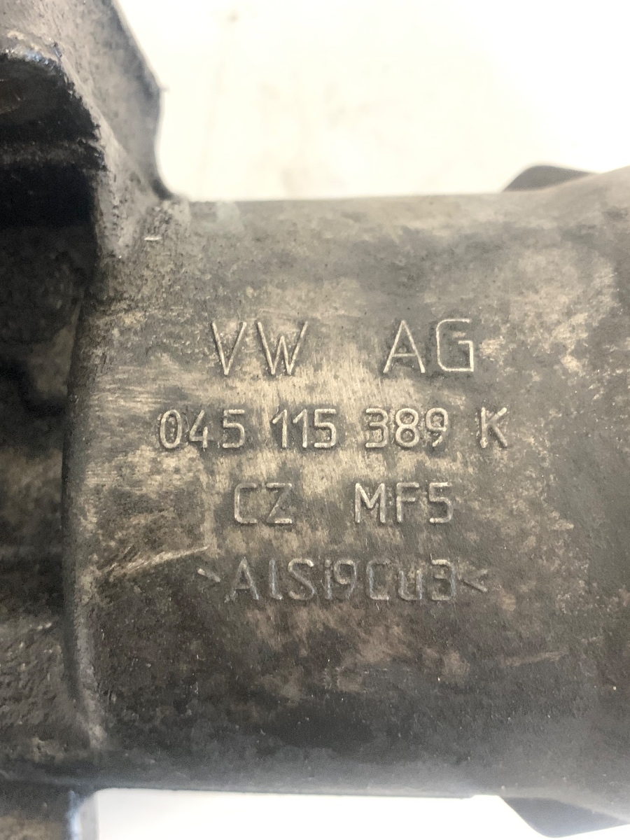 Carcasa filtru ulei (termoflot) AUDI A4 IV 8K2, B8 2007 - 2015 2.0 TDI CAGA, CJCA, CMEA, CMFA 045115389K – foto 2