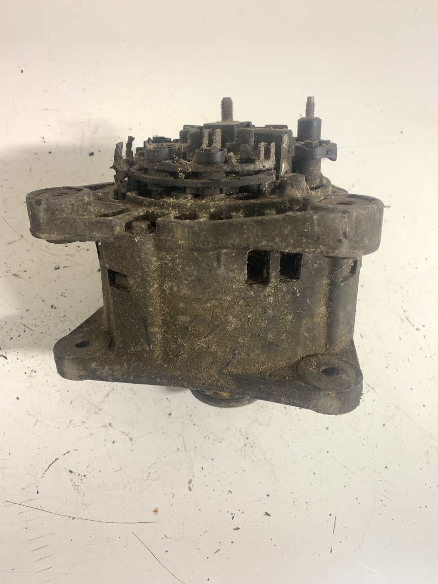 Alternator MITSUBISHI SPACE STAR MPV DG_A 1998 - 2004 1.9D – foto 4