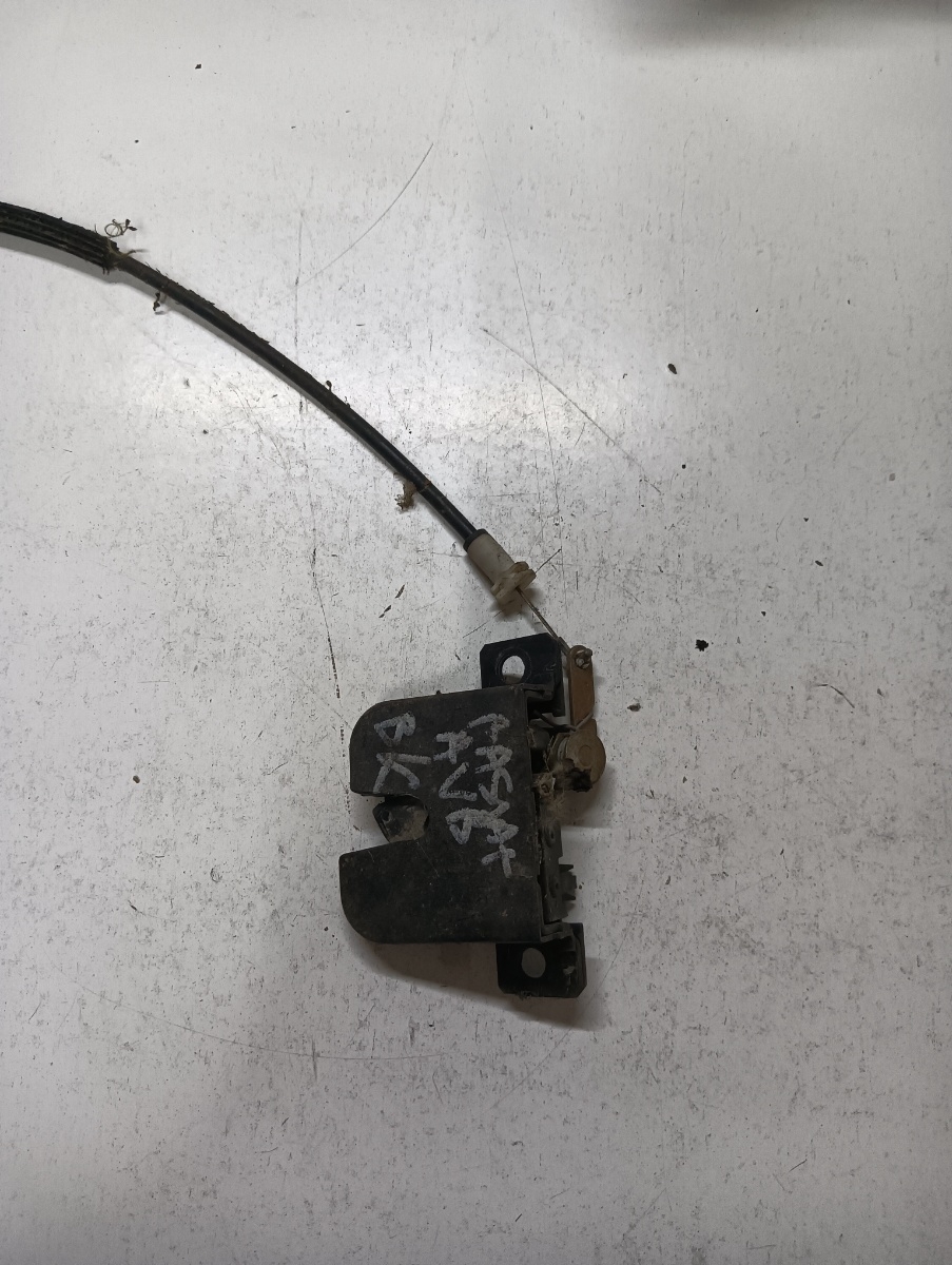Broasca hayon/portbagaj VOLKSWAGEN PASSAT 3B3 2000 - 2005 – foto 2