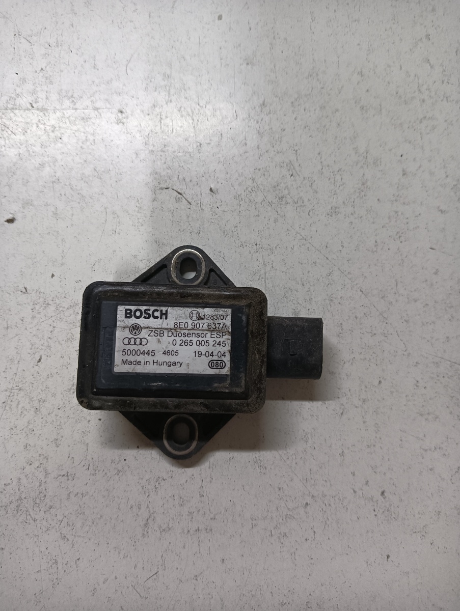 Senzor ESP de viteza la viraje AUDI A4 II 8E2, B6 2000 - 2005, VOLKSWAGEN PASSAT 3B3 2000 - 2005 BOSCH 0 265 005 245 8e0907637a