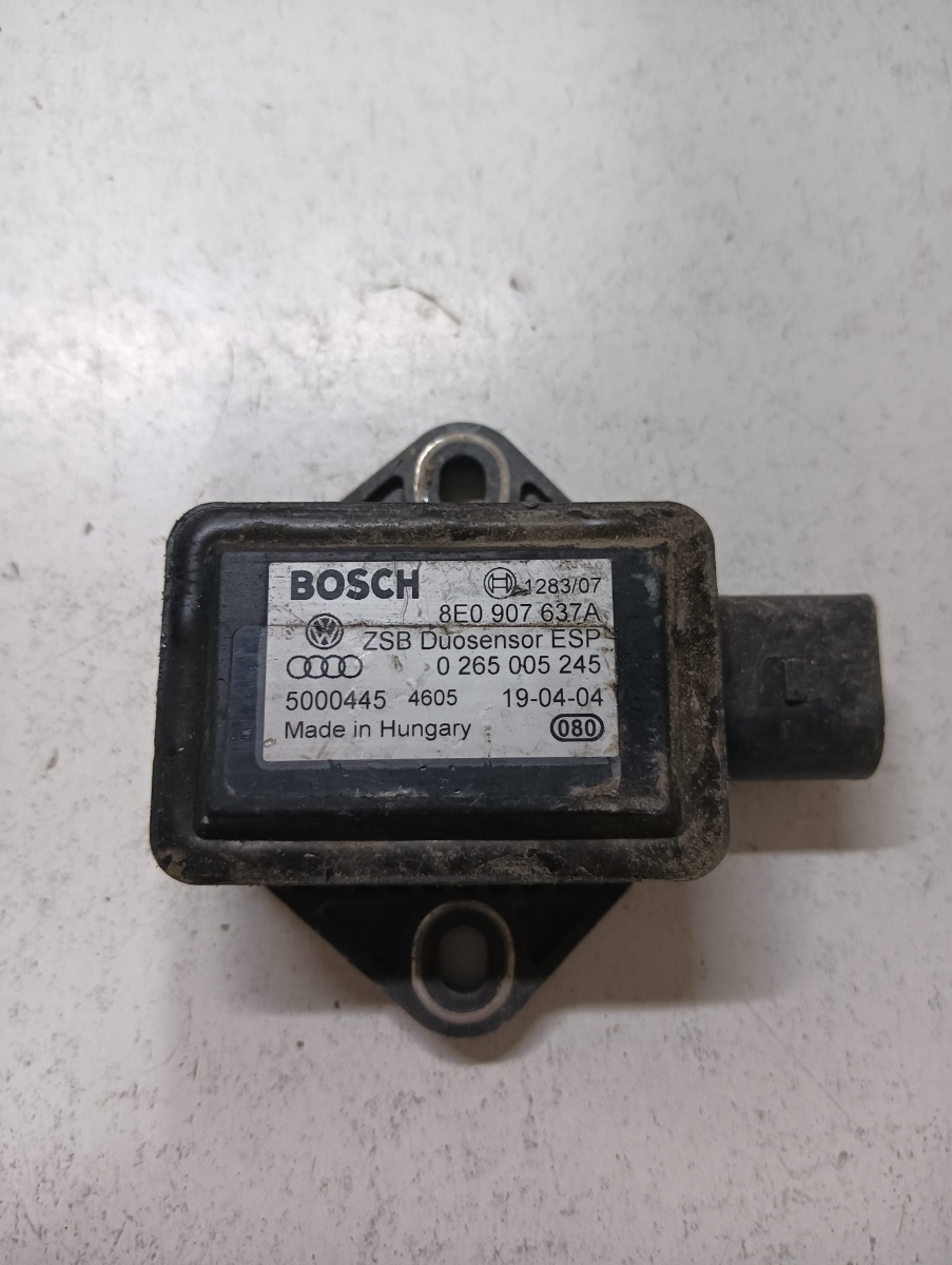 Senzor ESP de viteza la viraje AUDI A4 II 8E2, B6 2000 - 2005, VOLKSWAGEN PASSAT 3B3 2000 - 2005 BOSCH 0 265 005 245 8e0907637a – foto 2