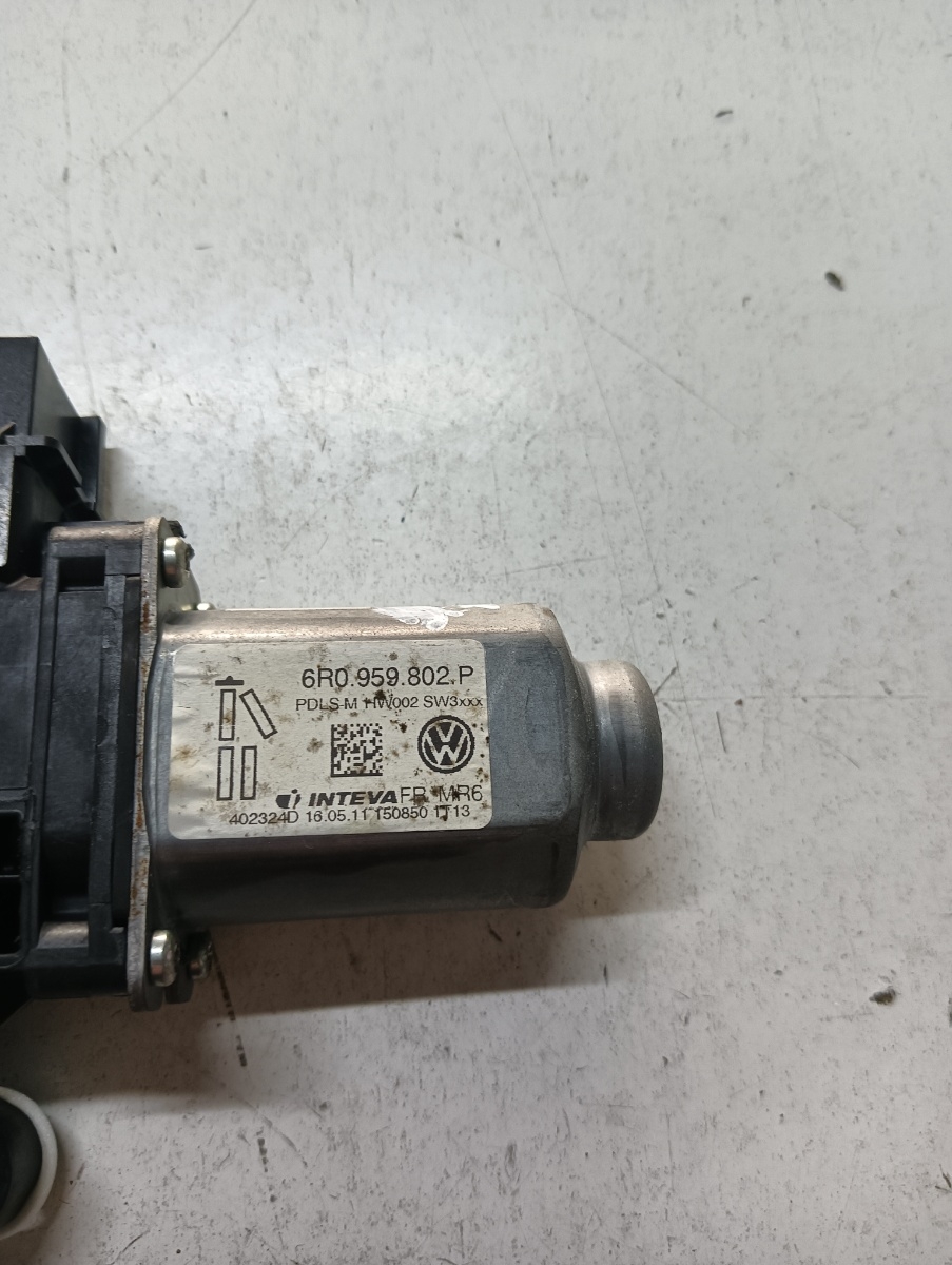 Motoras geam pivotant dreapta fata SKODA FABIA II 542 2006 - 2014, SKODA ROOMSTER 5J 2006 - 2015 TDI CAYC 6r0959802p – foto 2