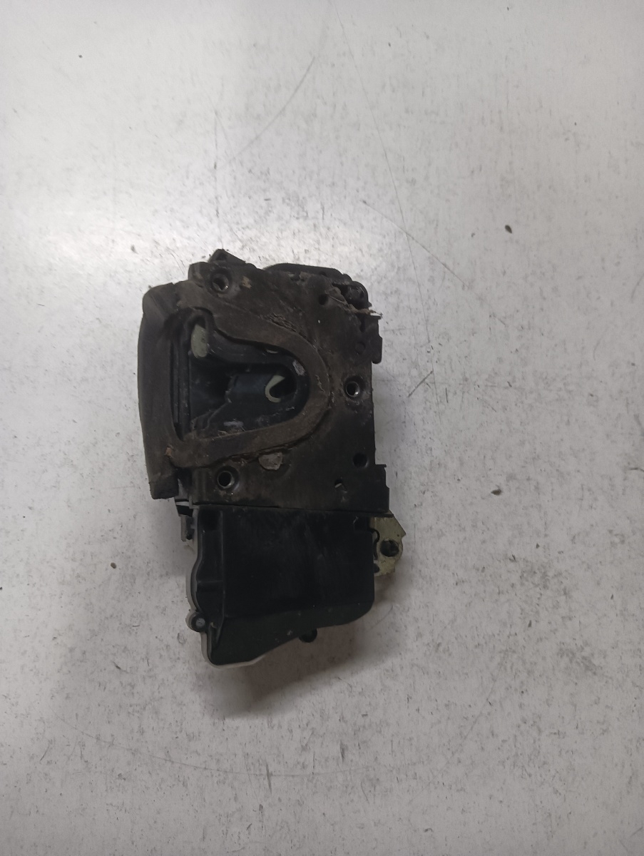 Broasca usa stanga fata PEUGEOT 607 9D, 9U 2000 - >