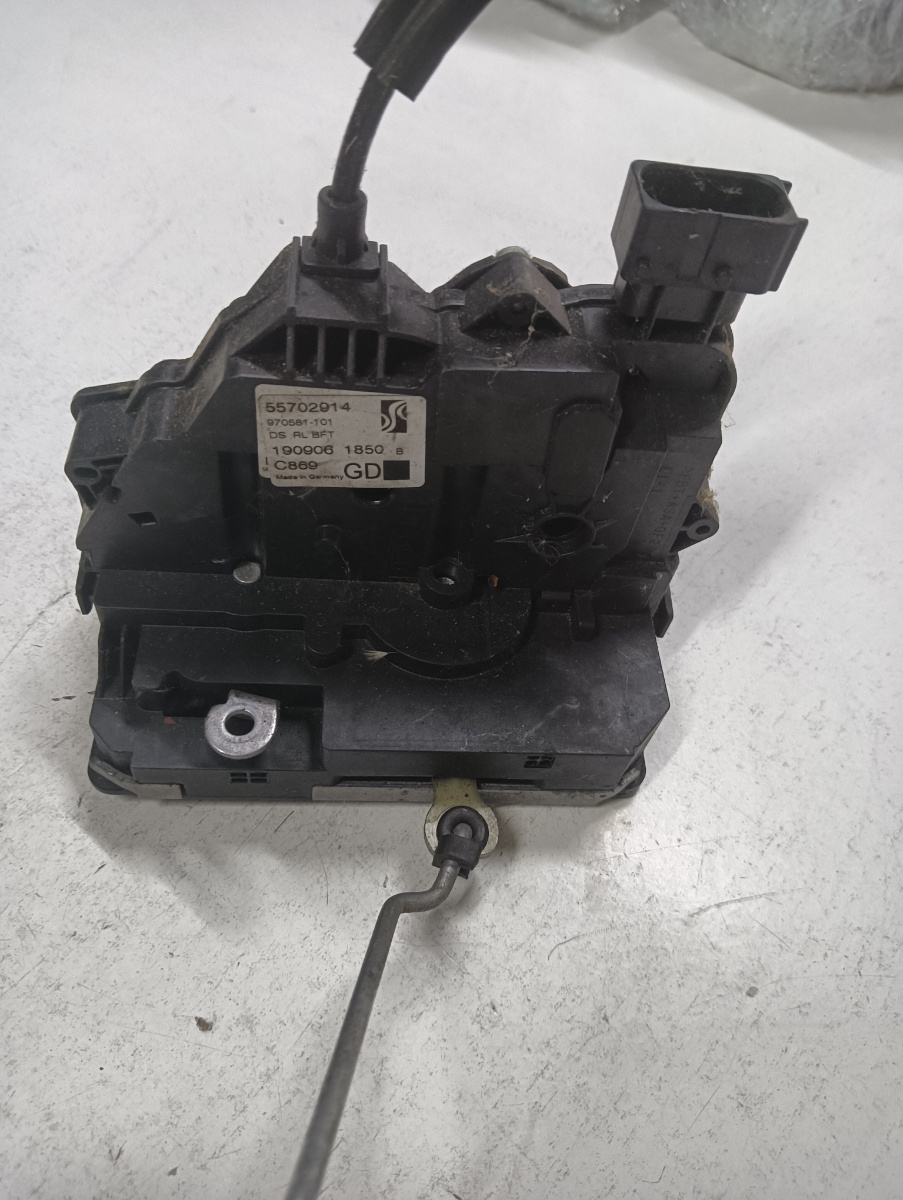 Broasca usa stanga fata FIAT GRANDE PUNTO 199_ 2005 - >