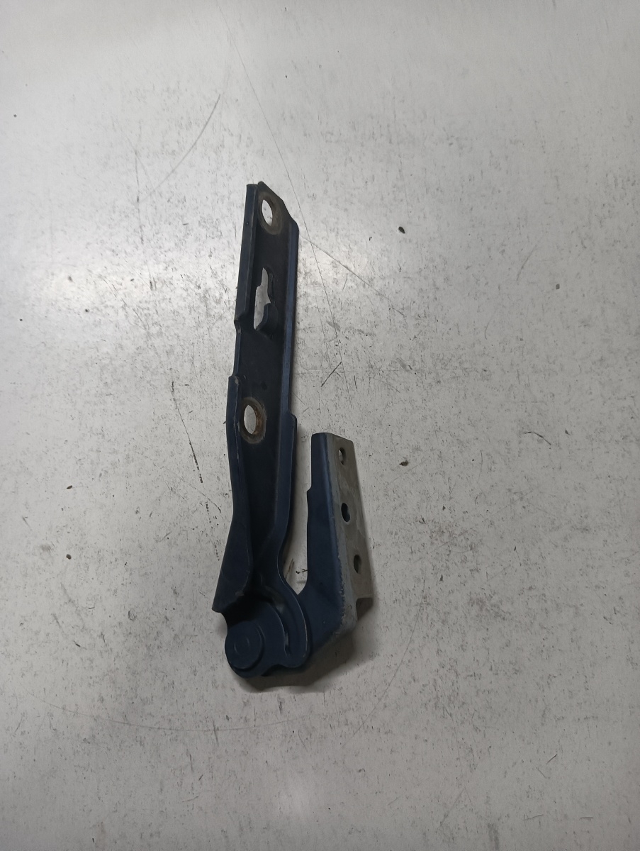 Balama capota  fata AUDI A4 III 8EC, B7 2004 - 2008 8e0823301e