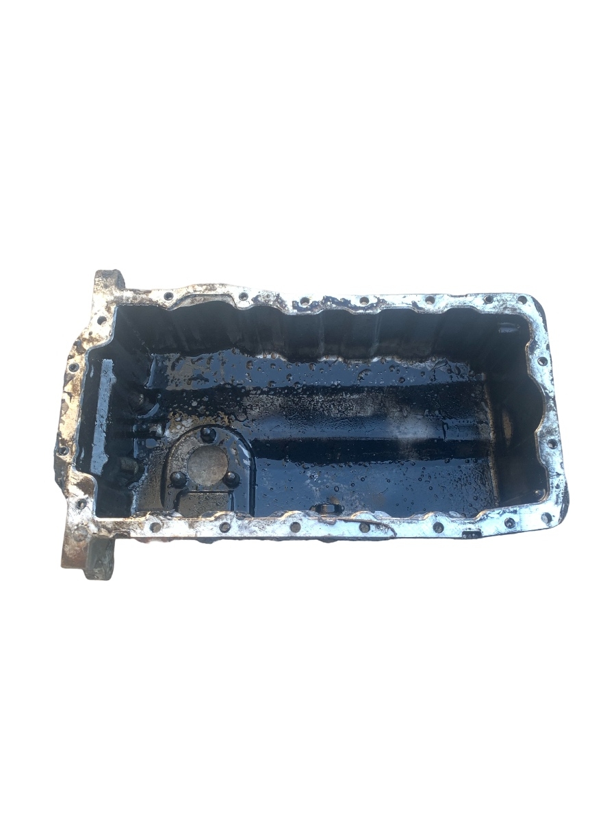 Baie de ulei SKODA OCTAVIA II Combi 1Z5 2004 - 2013 2.0 TDI 16V BKD, CFHC, CLCB, VOLKSWAGEN TOURAN 1T1, 1T2 2003 - 2010 2.0 TDI 16V BKD, VOLKSWAGEN GOLF V 1K1 2003 - 2009 2.0 TDI 16V BKD, AUDI A3 II 8P1 2003 - 2013 2.0 TDI 16V BKD, CBAB, CFFB, CLJA