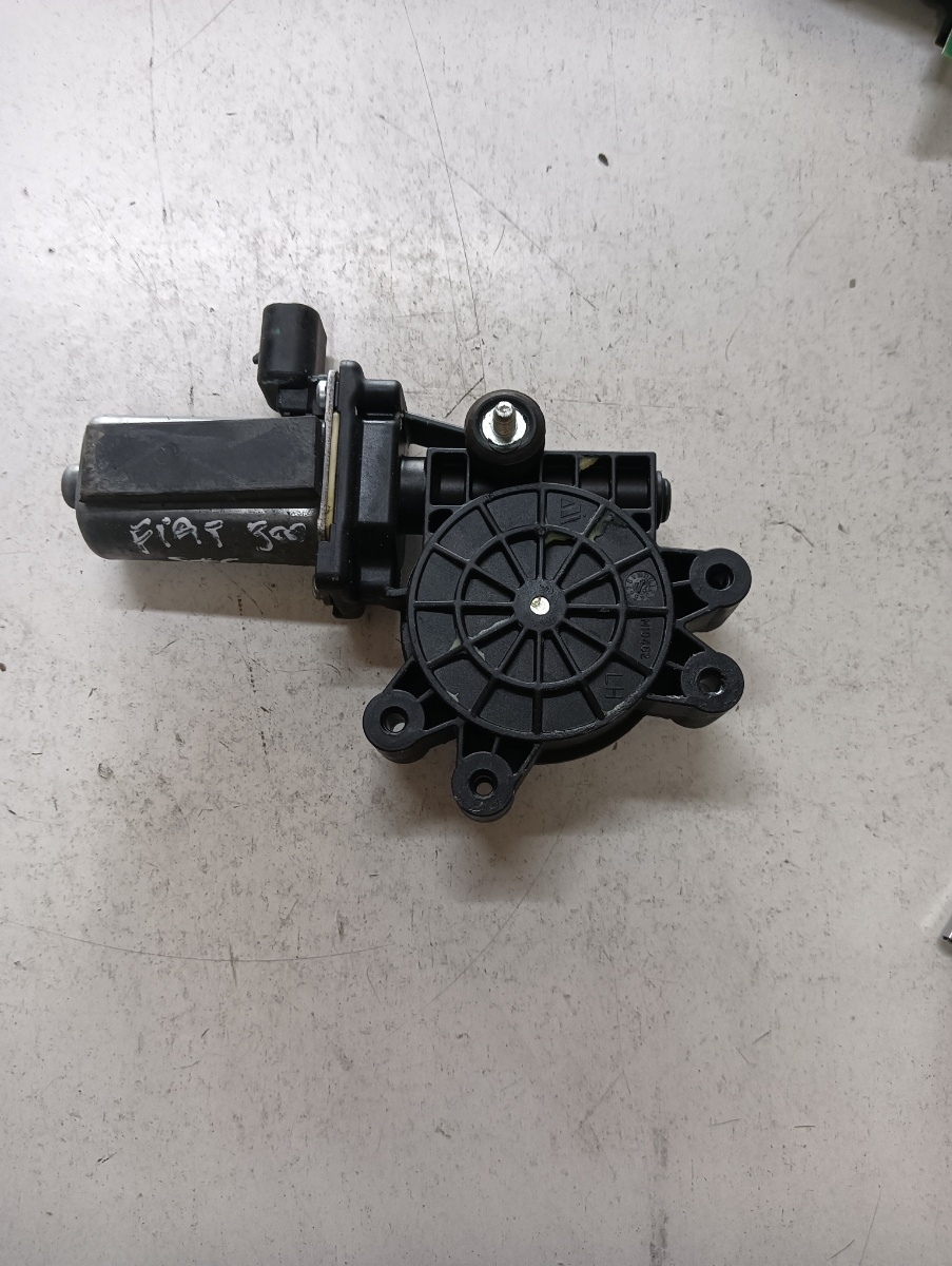 Motoras geam pivotant stanga fata FIAT 500 312 2007 - >