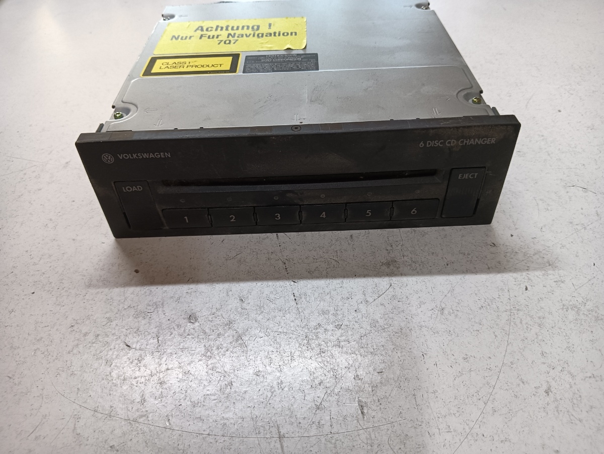 Magazie cd VOLKSWAGEN GOLF V 1K1 2003 - 2009 1j0035110