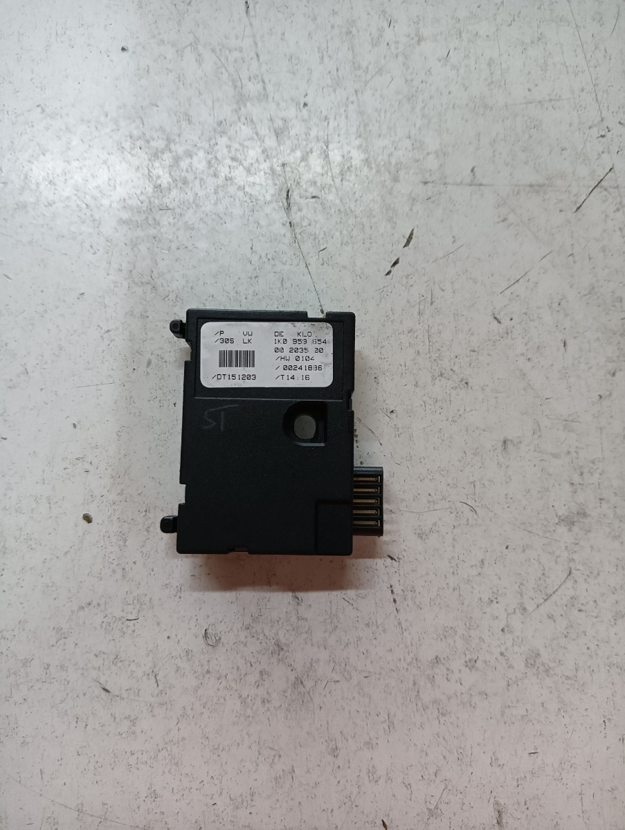 Senzor unghi volan VOLKSWAGEN GOLF V 1K1 2003 - 2009 VAG 1k0959654