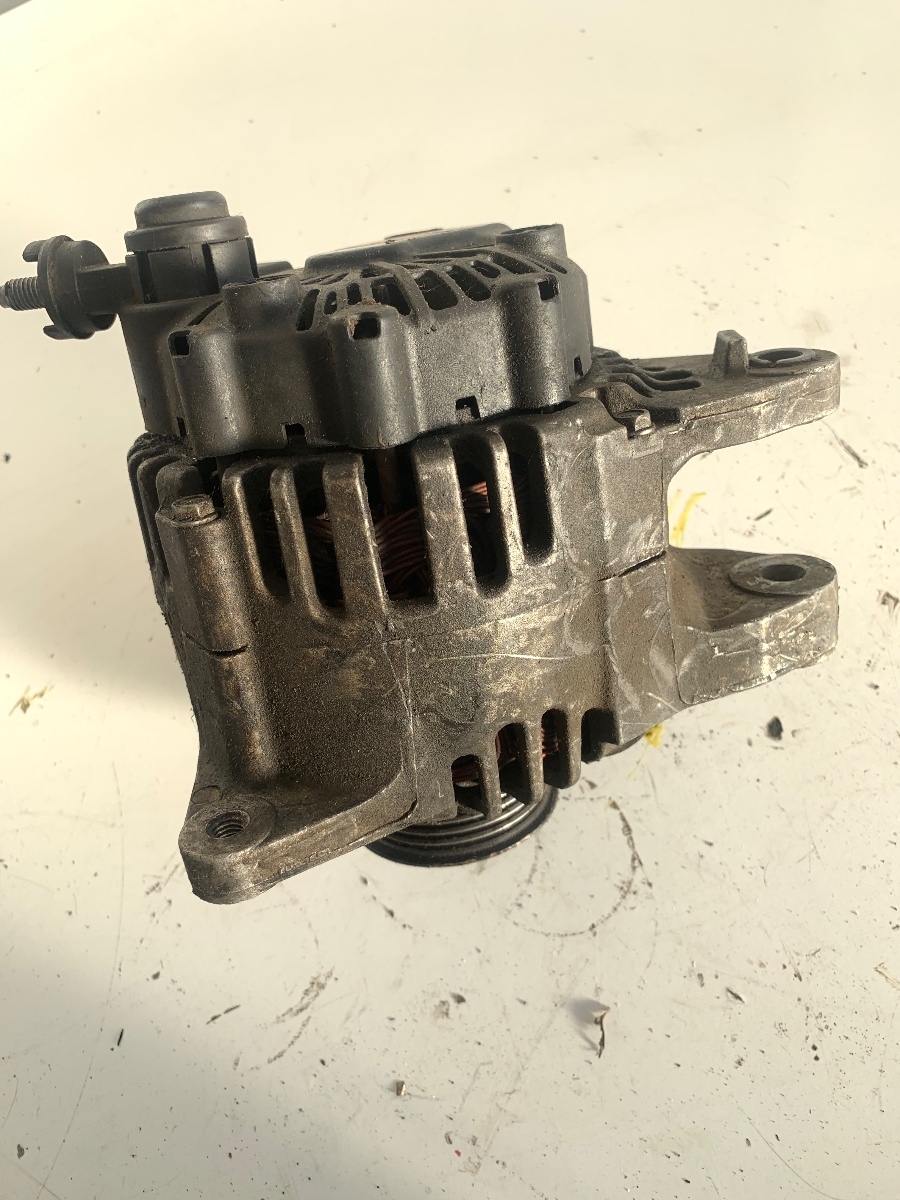 Alternator HYUNDAI SANTA FE I SM 2000 - 2006 37300-37400 A0002655010 – foto 2
