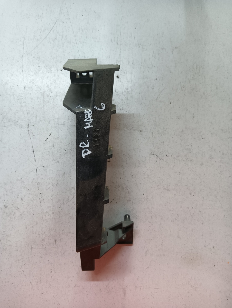 Suport far dreapta fata MAZDA 6 GG 2002 - 2008 – foto 2