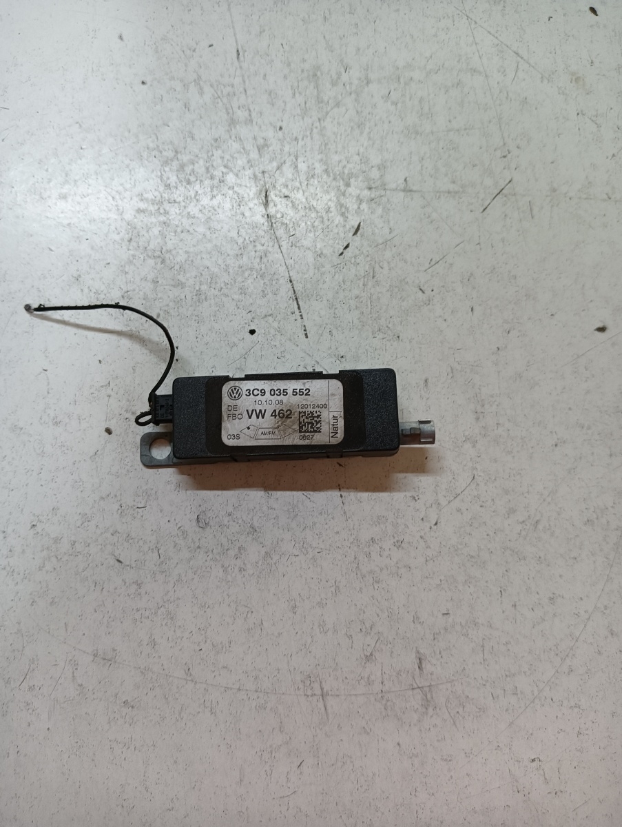 Amplificator semnal antena VOLKSWAGEN PASSAT 3C2 2005 - 2010 3c9035552