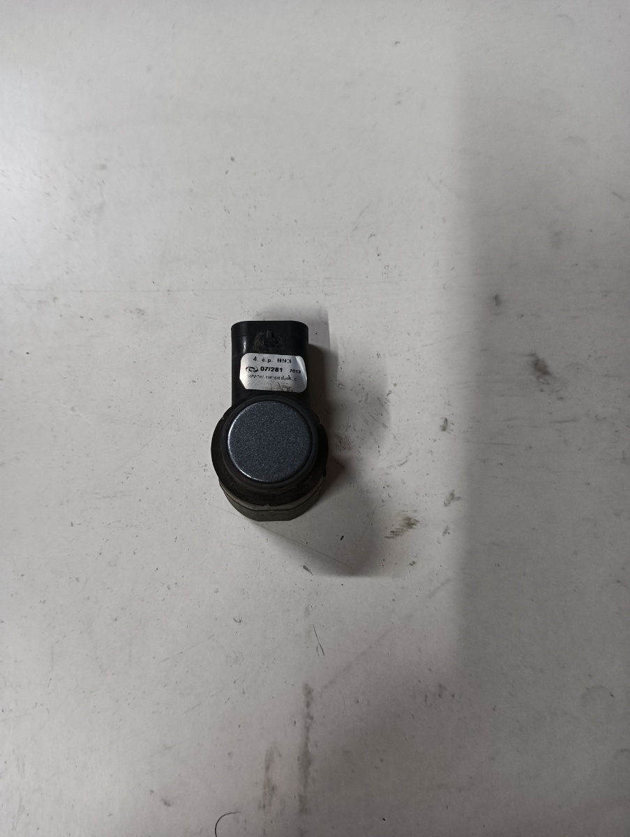 Senzor de parcare  spate SKODA RAPID II NH3 2012 - >, VOLKSWAGEN PASSAT 365 2010 - 2014 1.6 TDi BlueMotion CAYC 1s0919275