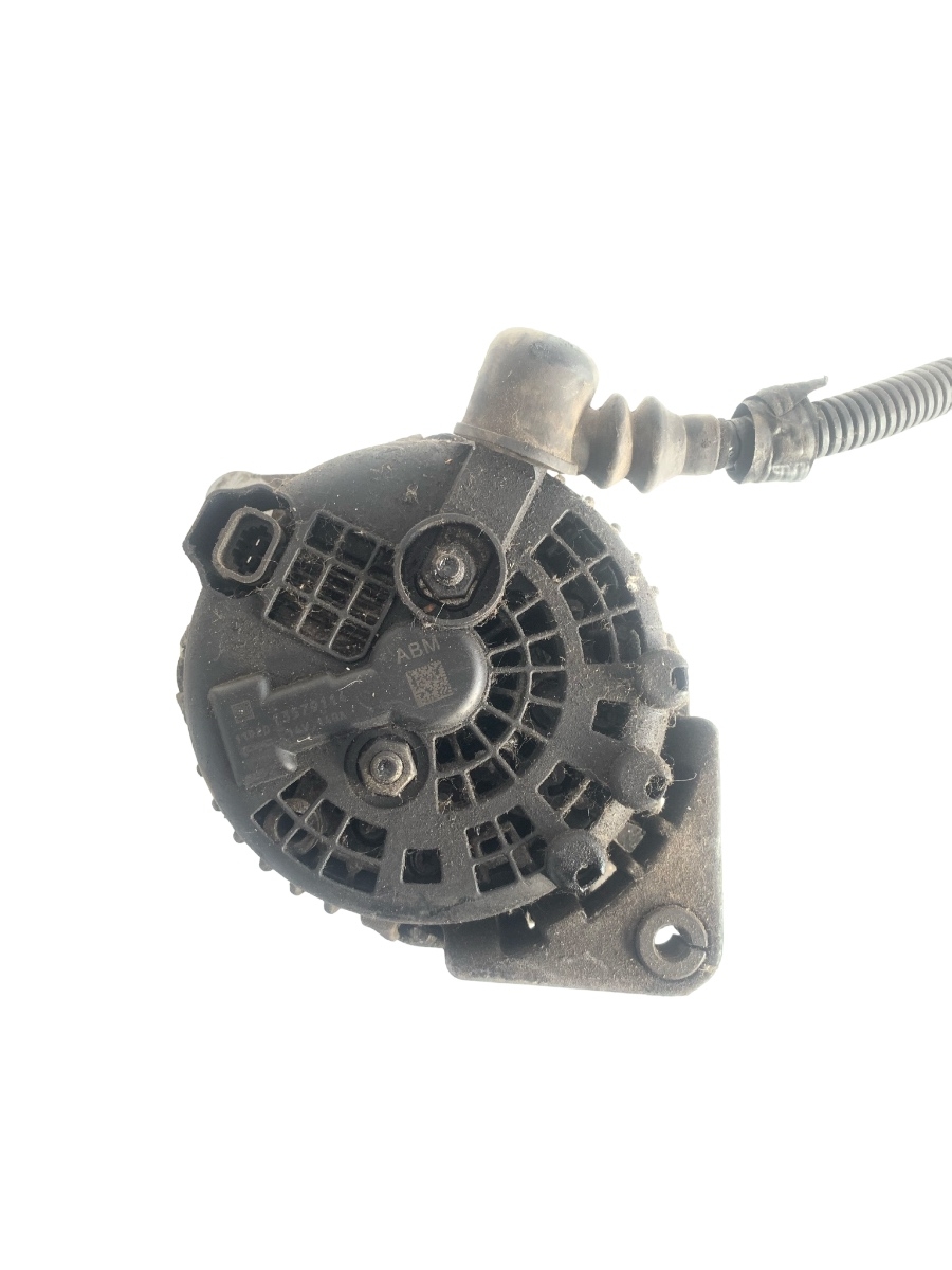 Alternator ALTERNATOR CHEVROLET CRUZE / ORLANDO / CAPTIVA OPEL ANTARA AN 2012 COD 13579114
