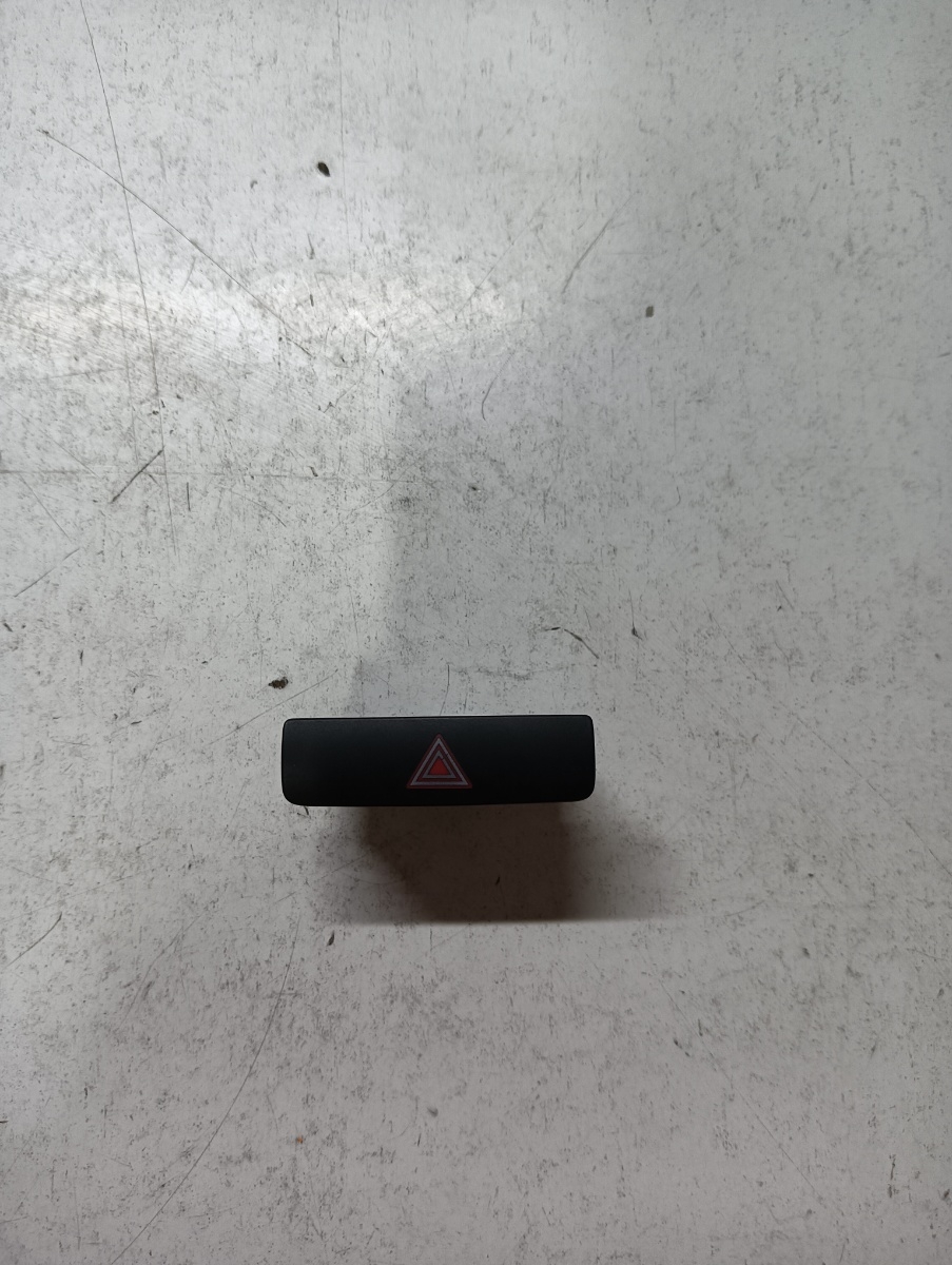 Buton avarie VOLKSWAGEN PASSAT B7 2010 - 2014 95327211