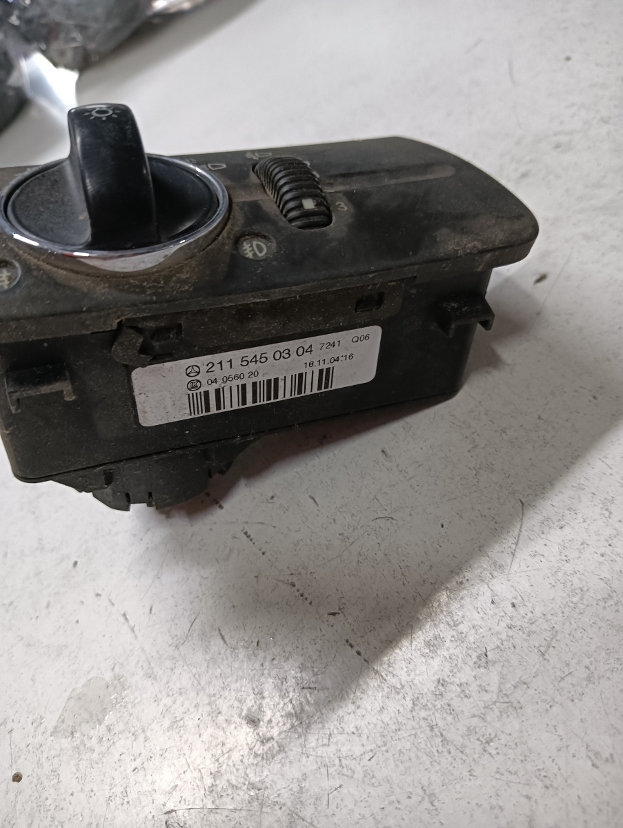 Bloc lumini MERCEDES-BENZ E-CLASS W211 2002 - 2009 2115450304 – foto 2