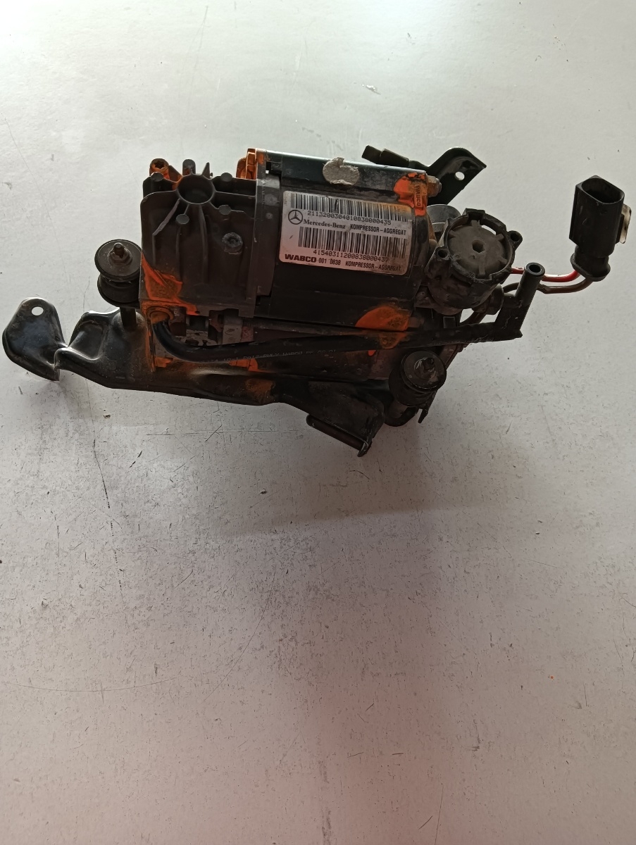Compresor suspensie aer MERCEDES-BENZ E-CLASS W211 2002 - 2009 – foto 2