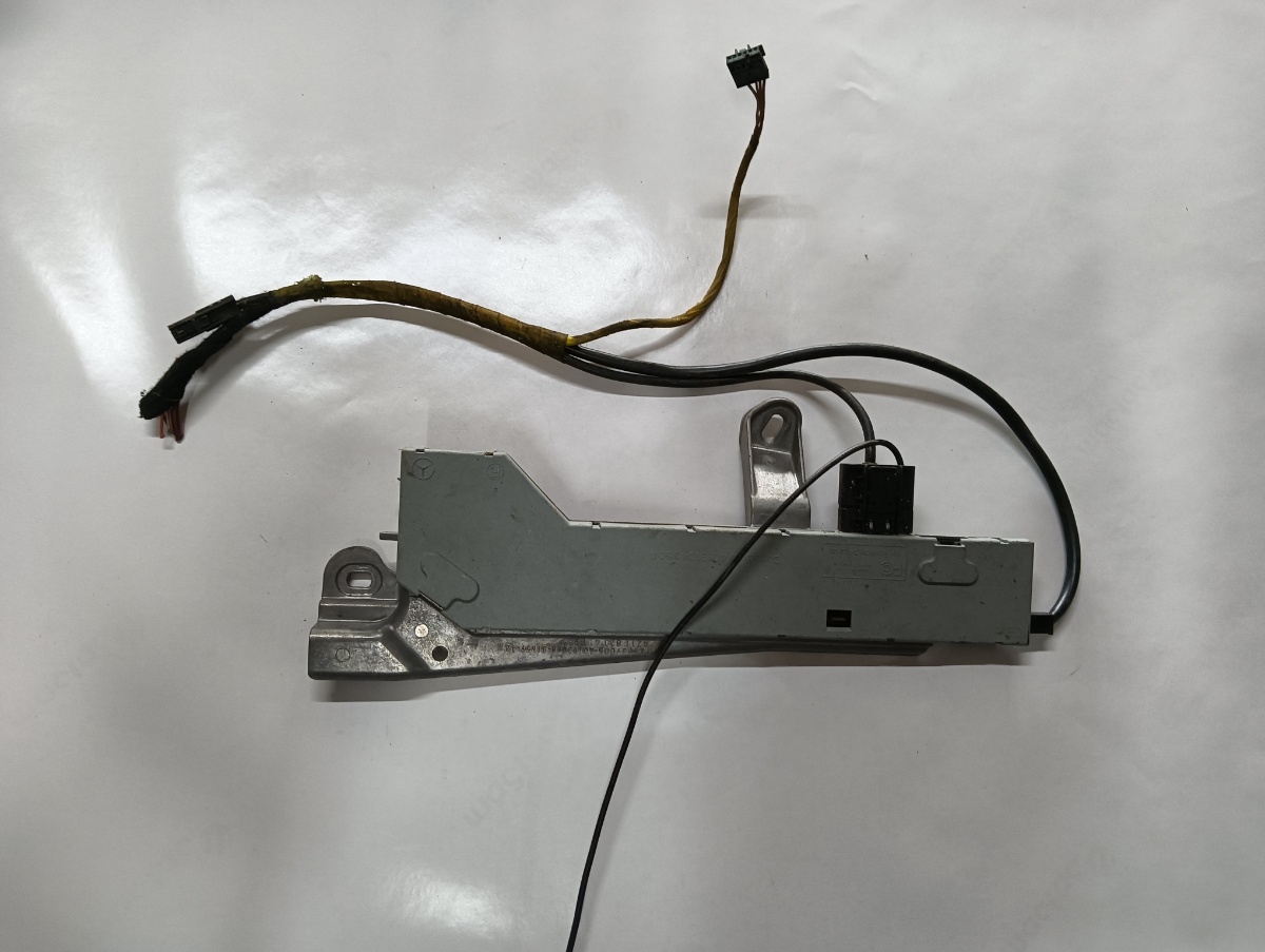 Amplificator semnal antena MERCEDES-BENZ E-CLASS W211 2002 - 2009