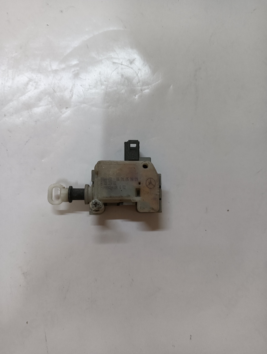 Motoras rezervor MERCEDES-BENZ E-CLASS W211 2002 - 2009