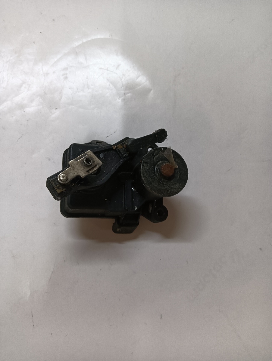 Actuator/motor clapeta galerie de admisie MERCEDES-BENZ E-CLASS W211 2002 - 2009 3.2 E 280 CDI OM 648.961