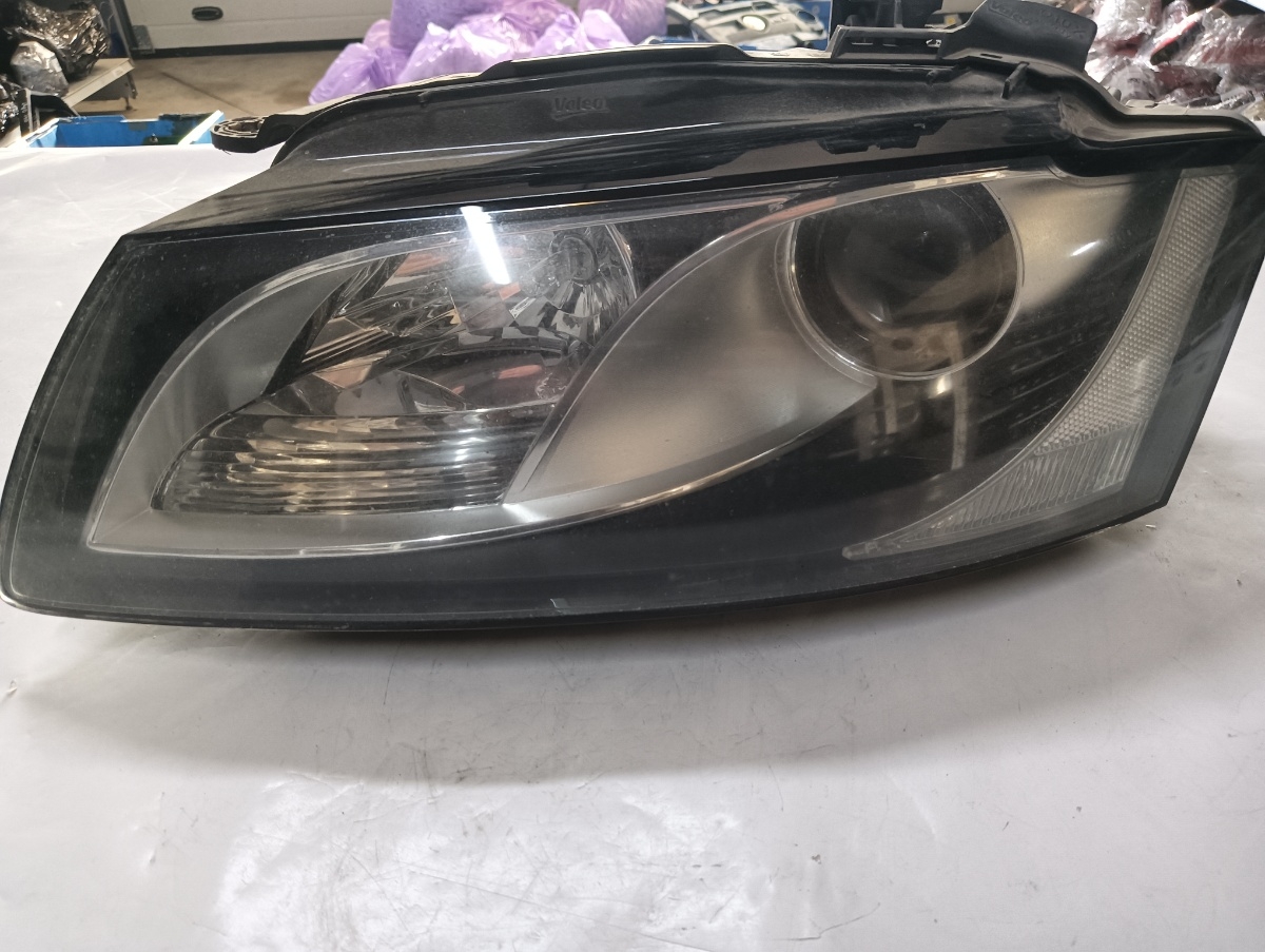 Far stanga fata AUDI A5/S5 8T3 2007 - 2017 89321331