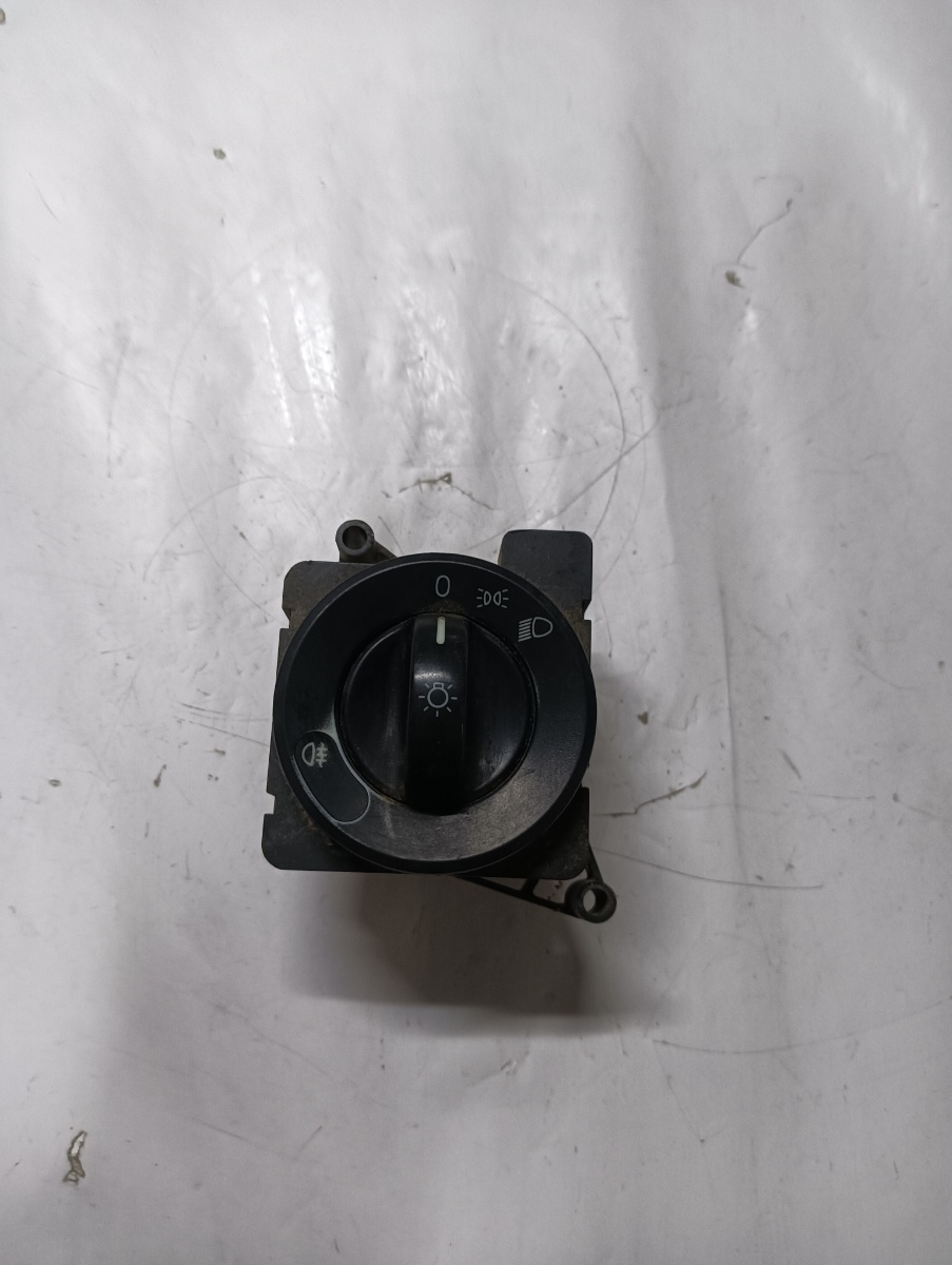 Bloc lumini MERCEDES-BENZ CITAN Box 415 2012 - > 108 CDI OM 607.951 A9065450104