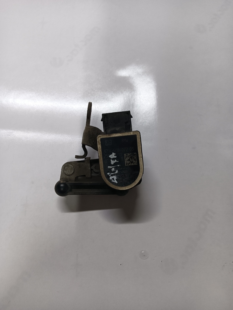 Senzor nivel balast stanga fata BMW 5 F10 2009 - 2016 – foto 2