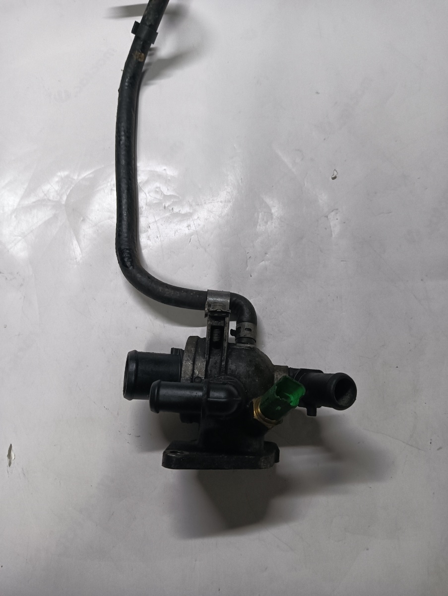 Carcasa termostat OPEL CORSA D S07 2006 - 2014