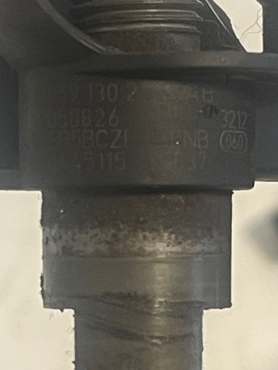 Injector combustibil VOLKSWAGEN PHAETON 3D_ 2002 - 2016 3.0TDI 0445115037 / 059130277AB – foto 2